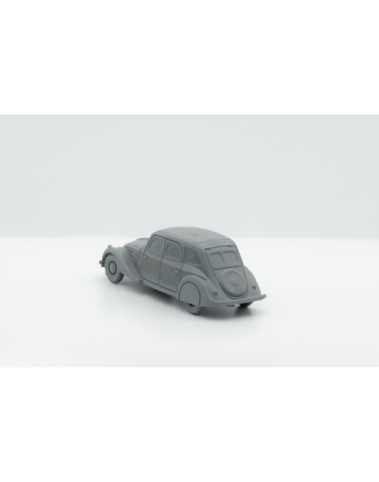 Peugeot 402 (solid grill)